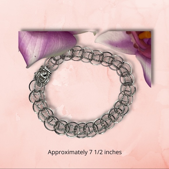 Vintage .925 Sterling Silver Charm Bracelet - 7 1/2 Inches (NWOT) - Picture 2 of 3